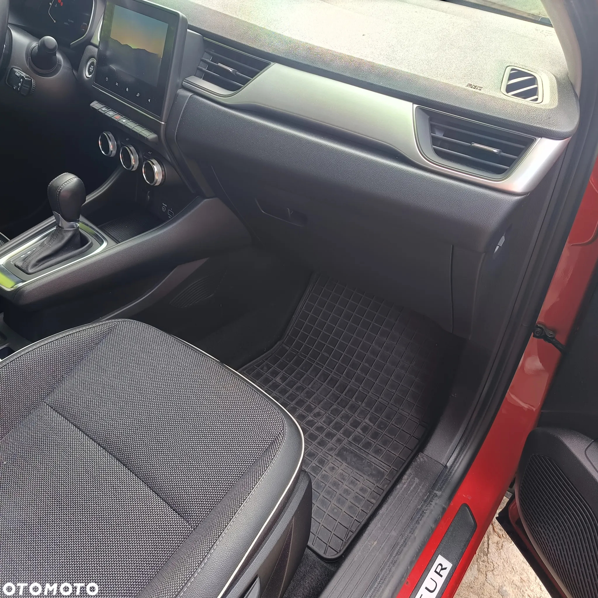 Renault Captur 1.3 TCe Intens EDC - 7