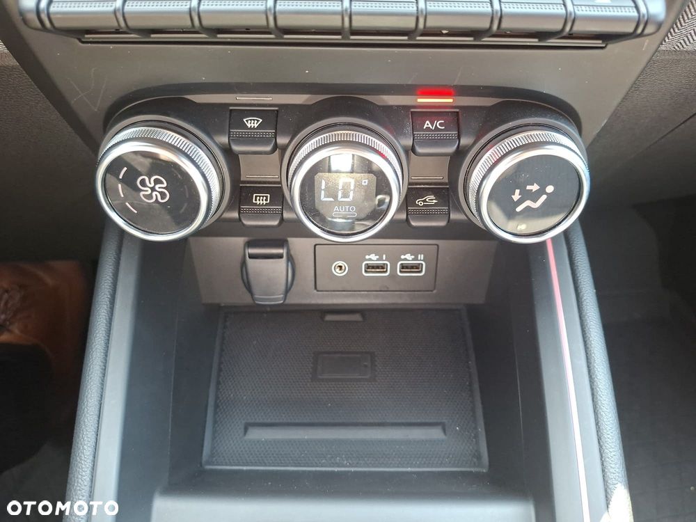 Renault Clio - 19