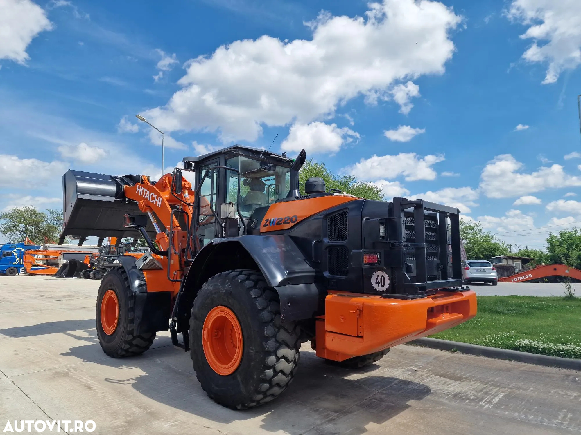 Hitachi ZW220, 8.453h, cupa 3,5mc, 2 Anv NOI, Gresare automata, Cantar, Camera spate, 18,6t, STARE FOARTE BUNA-PROMOTIE 74900 EUR+Tva - 10