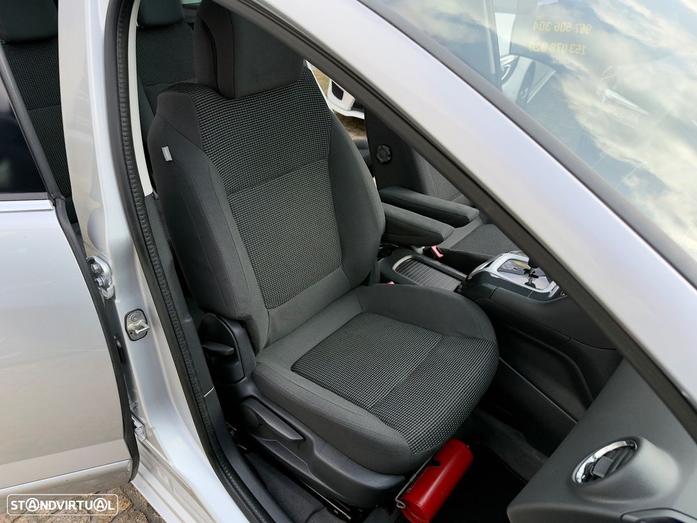 Peugeot 5008 1.6 E-HDi 5L SE Style 2-Tronic - 56