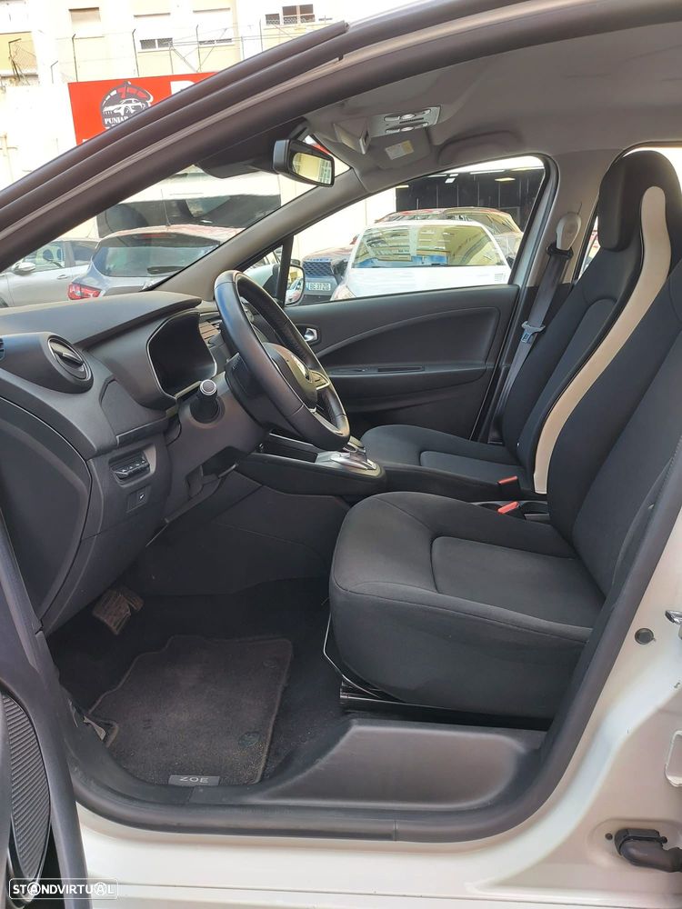 Renault Zoe - 12