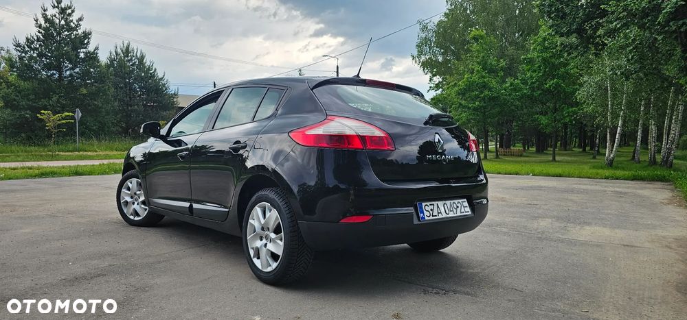 Renault Megane 1.6 16V 100 Authentique - 12