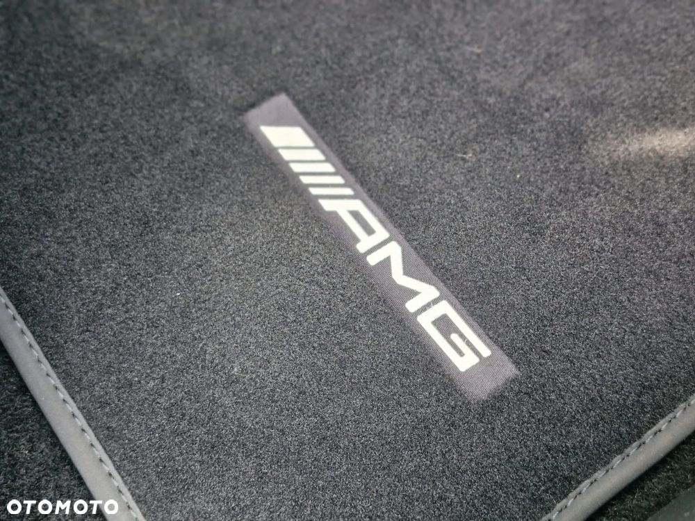 Mercedes-Benz CLA 200 AMG Line 7G-DCT - 33