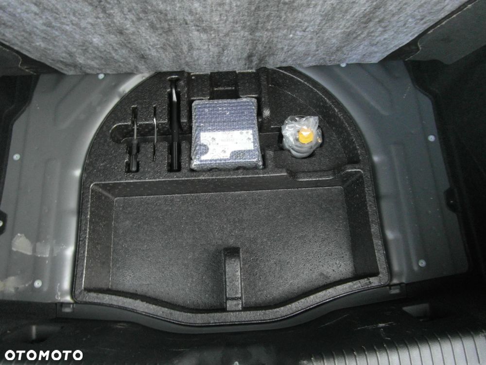Kia ProCeed 1.6 GDI L - 8