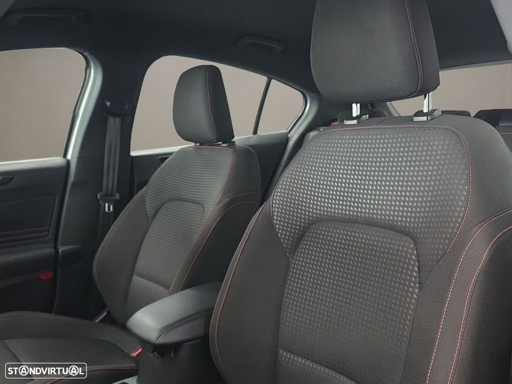 Ford Focus - 9