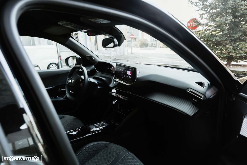 Peugeot e-2008 50 kWh Allure - 24