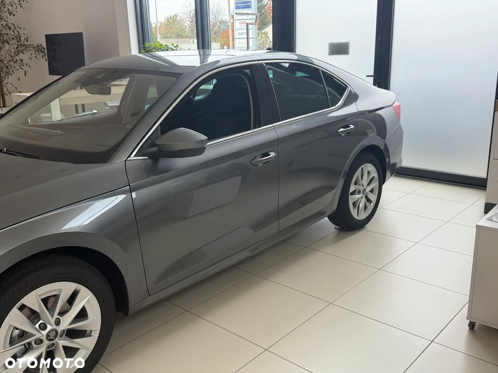 Skoda Octavia 1.5 TSI Selection - 5