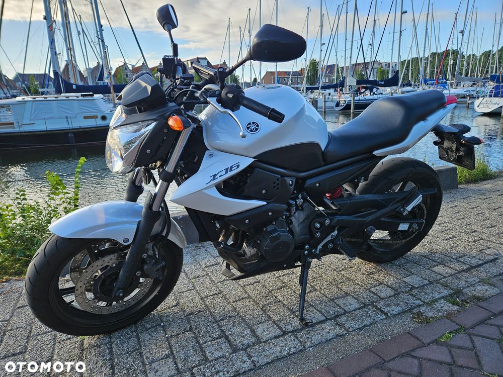 Yamaha XJ - 2