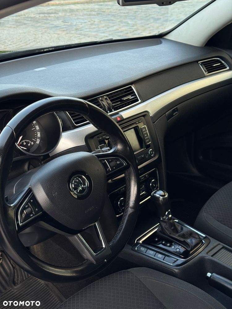 Skoda Superb 2.0 TDI Active DSG - 18
