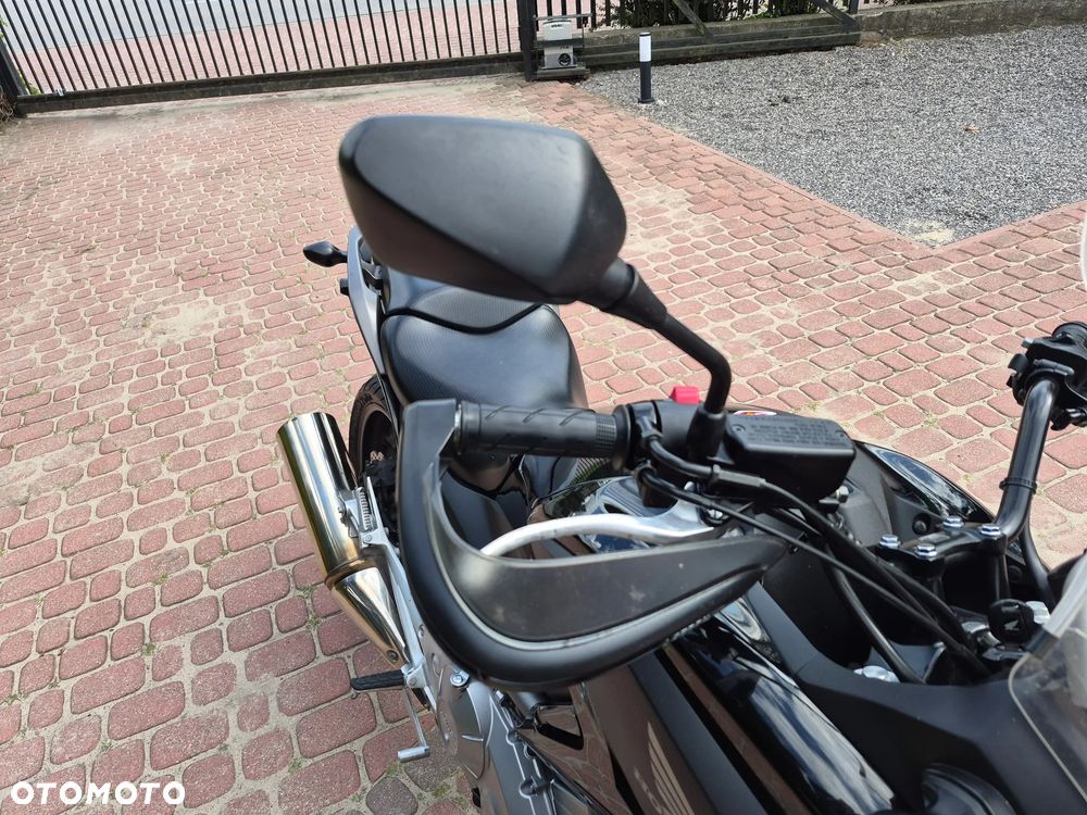 Honda NC - 9