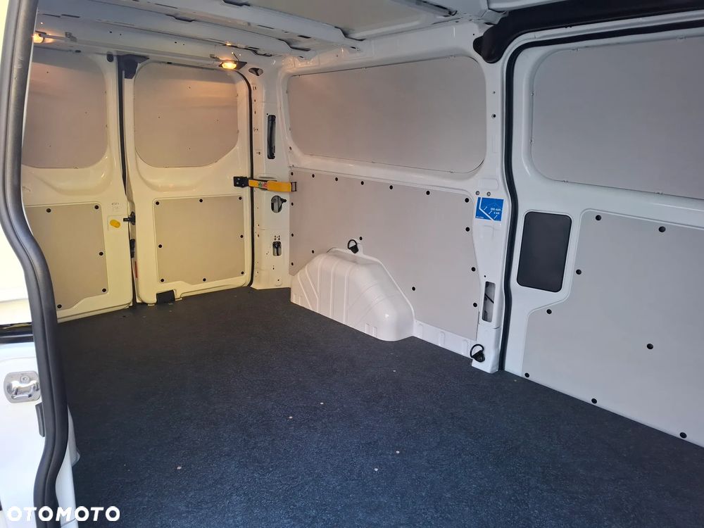 Ford TRANSIT CUSTOM - 22