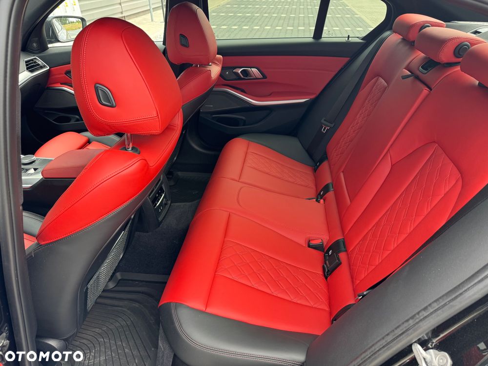 BMW Seria 3 M340i xDrive sport - 13