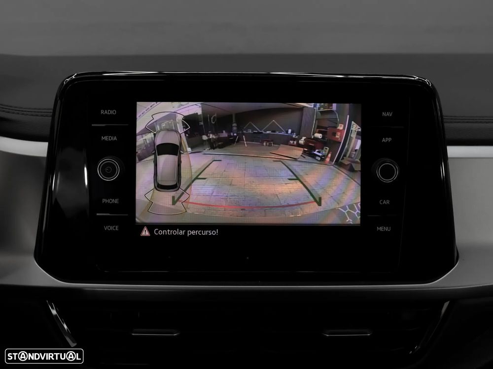 VW T-Roc 1.0 TSI Urban - 38