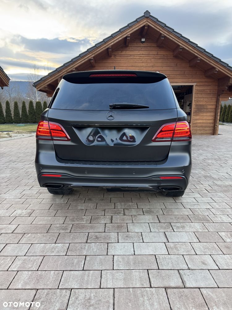 Mercedes-Benz GLE - 5