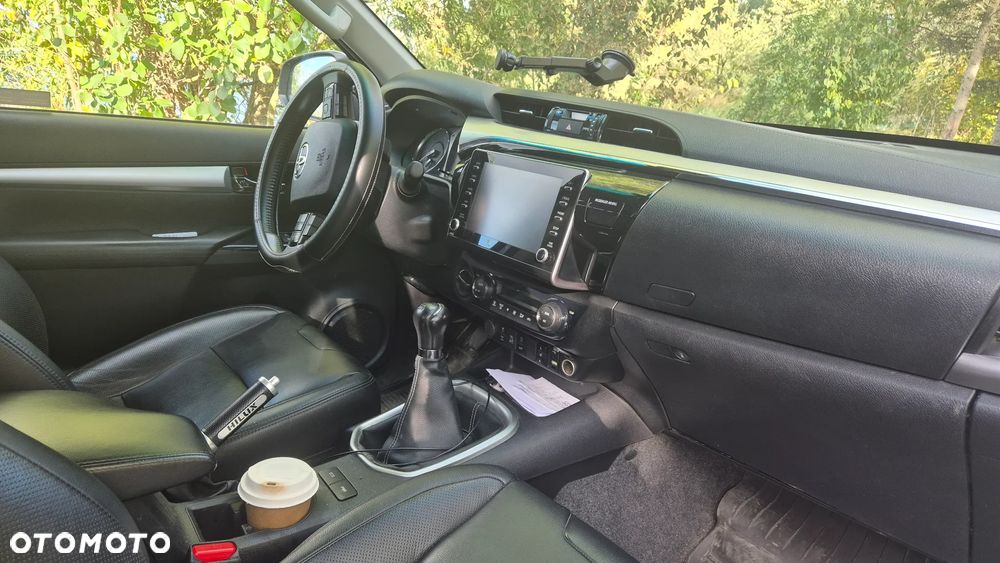 Toyota Hilux - 6