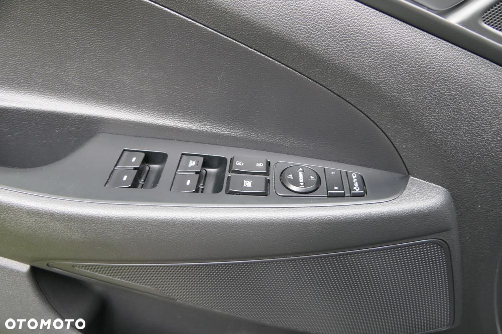 Hyundai Tucson blue 1.6 GDi 2WD Navi - 29