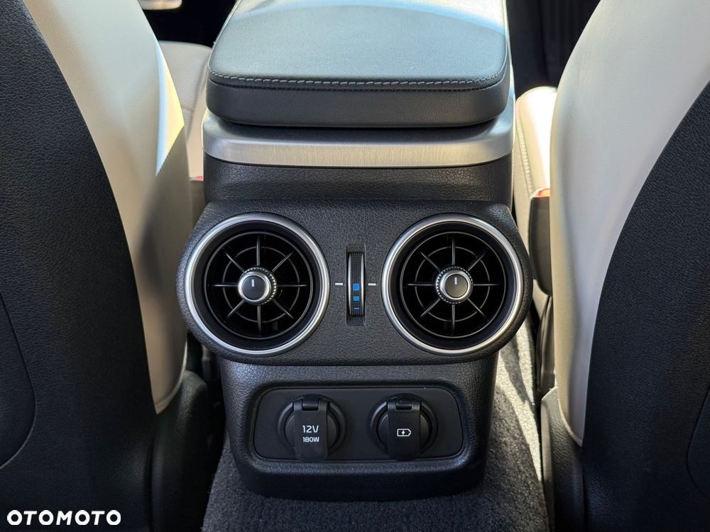 Kia Stinger 3.3 T-GDI V6 GT AWD - 11