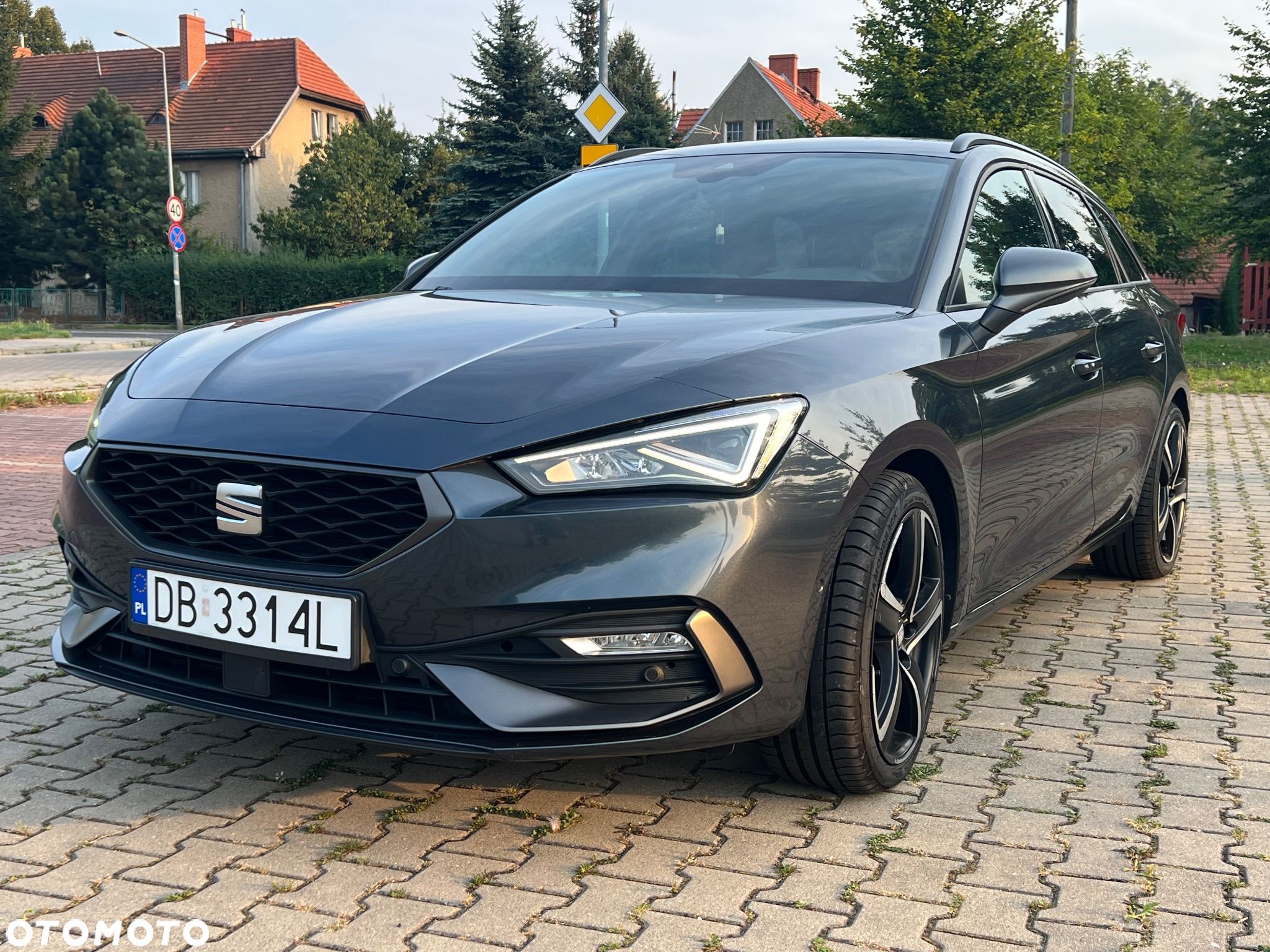 Seat Leon 2.0 TDI FR S&S DSG - 1