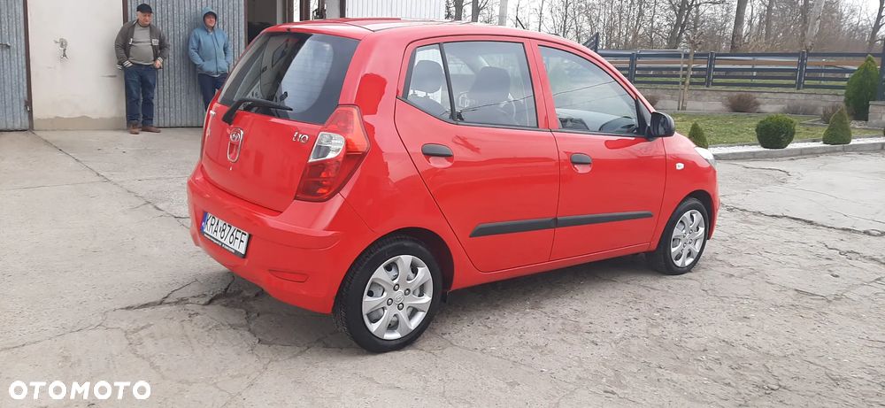 Hyundai i10 - 12