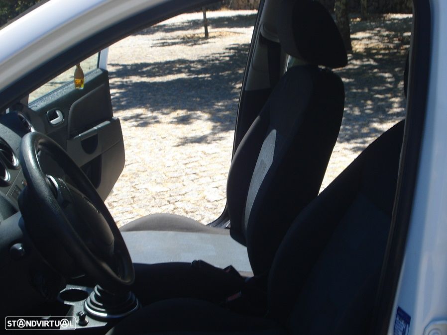 Ford Fiesta 1.4 TDCI Trend - 21