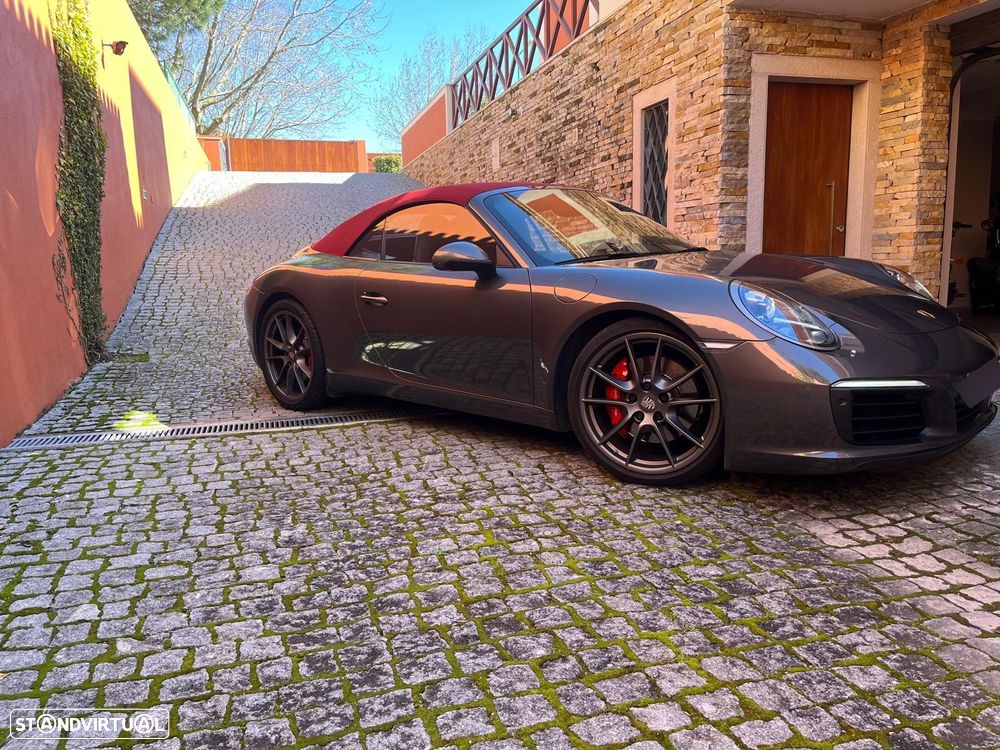 Porsche 911 Série F - 10