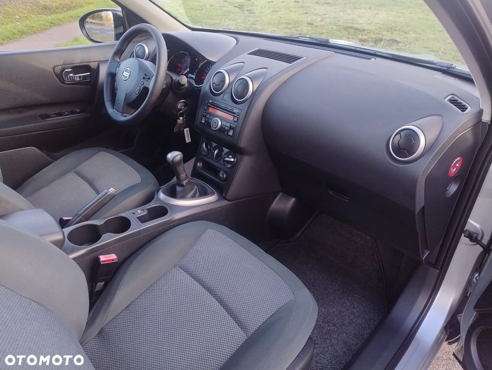 Nissan Qashqai 1.6 Acenta - 21