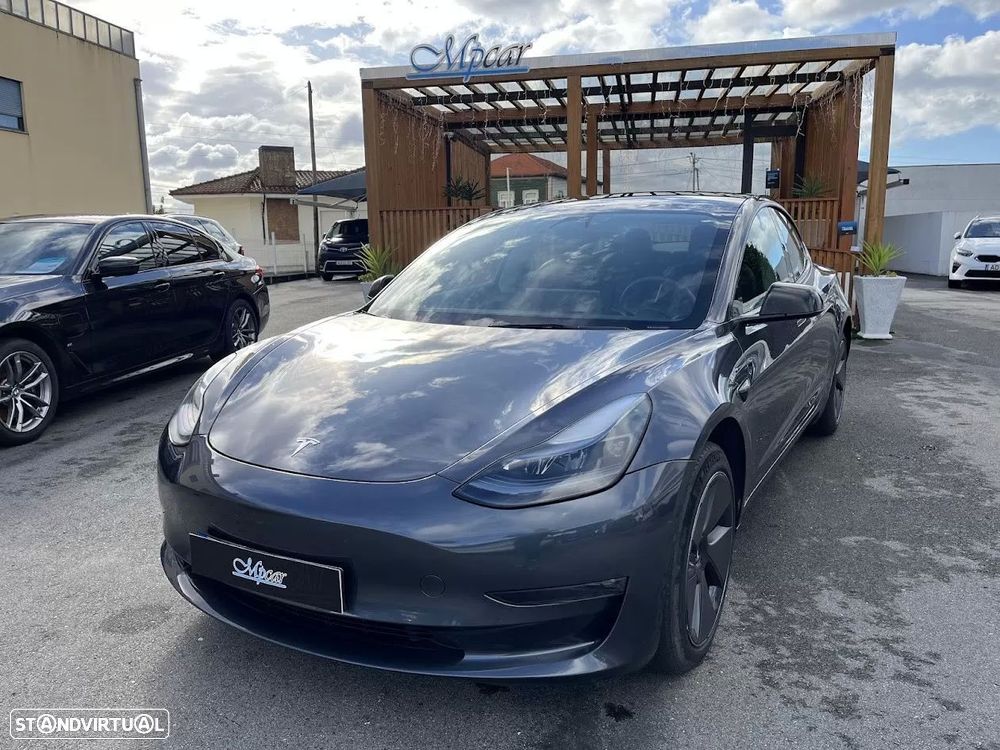 Tesla Model 3 Long Range Tração Traseira - 32