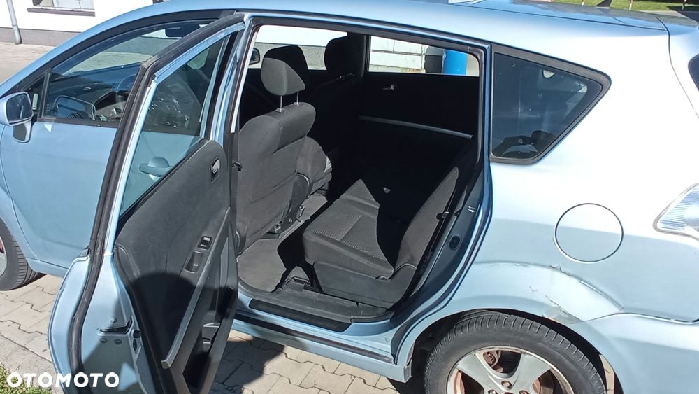 Toyota Corolla Verso 1.6 Luna - 11