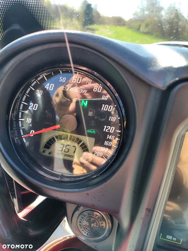 Indian Roadmaster - 10