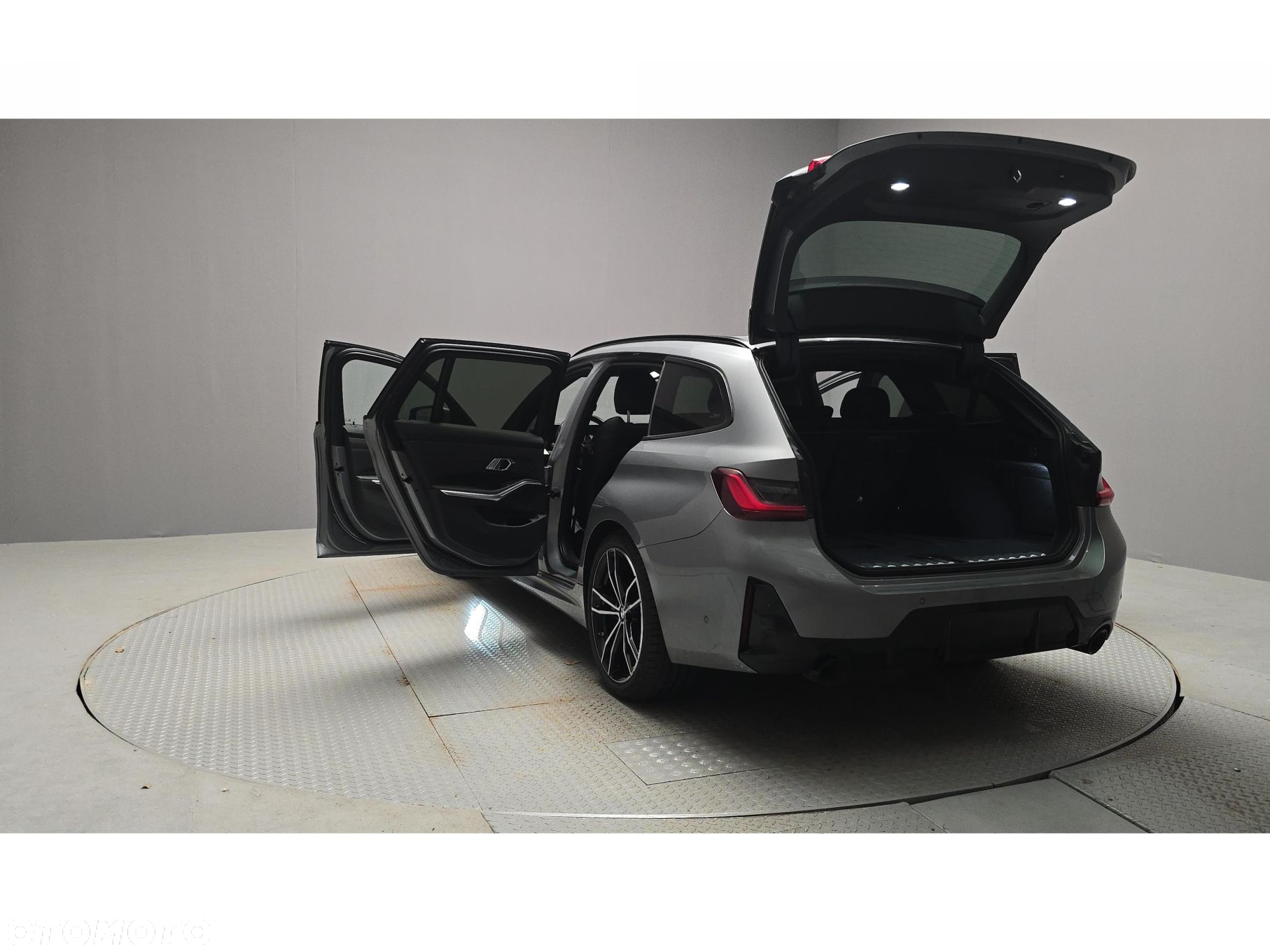 BMW Seria 3 320d M Sport sport - 9
