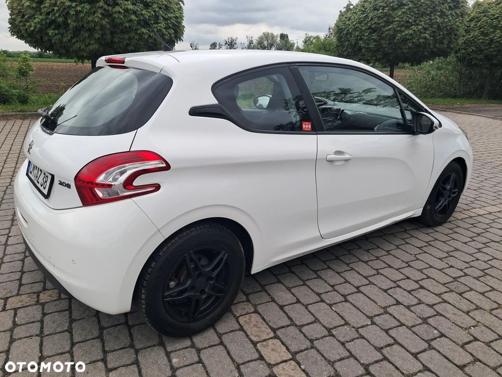 Peugeot 208 95 VTI Active - 8
