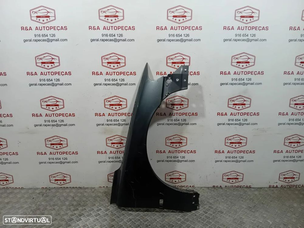 Guarda Lamas Frente Frontal Direito Volvo S60 Original - 1