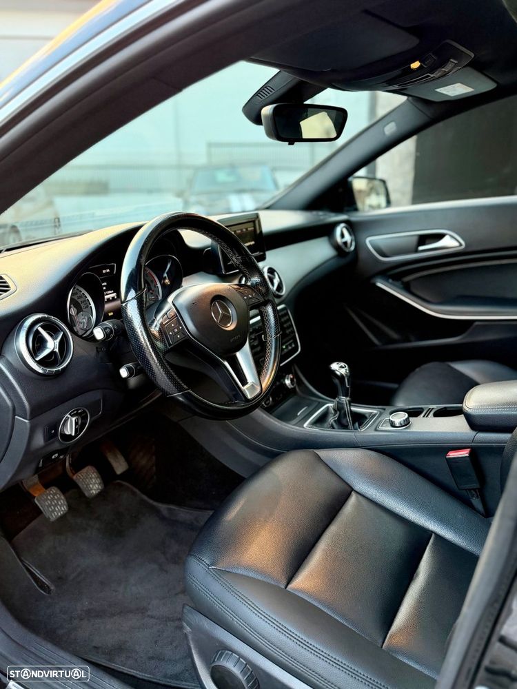 Mercedes-Benz CLA 200 CDI AMG Line - 19