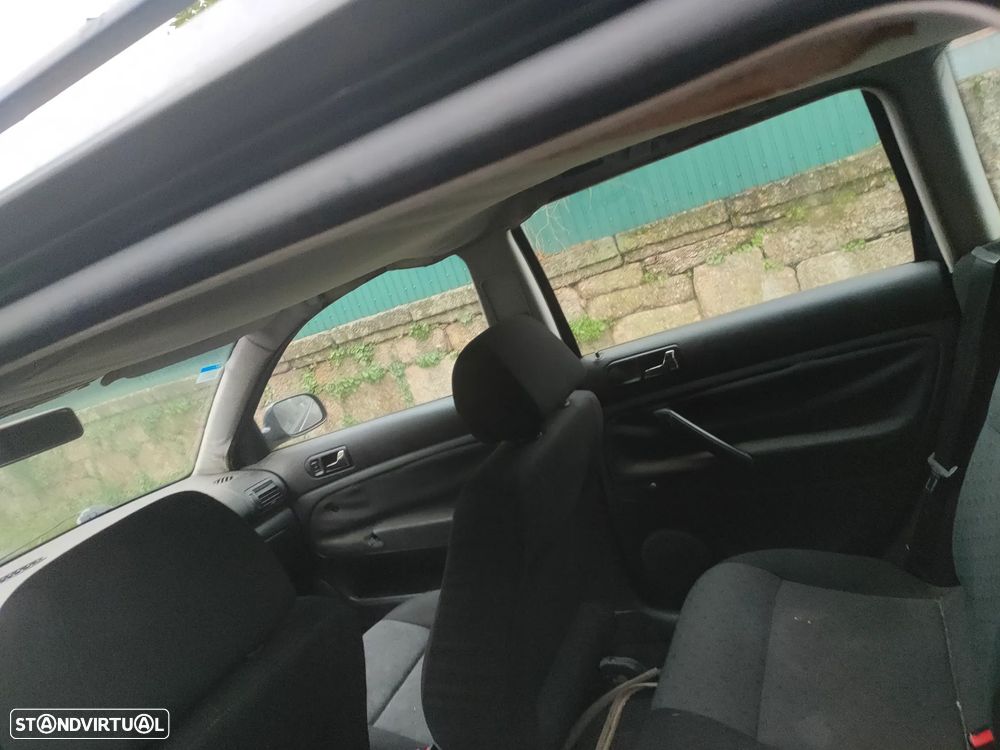 VW Passat Variant 1.9 TDi Confortline - 8