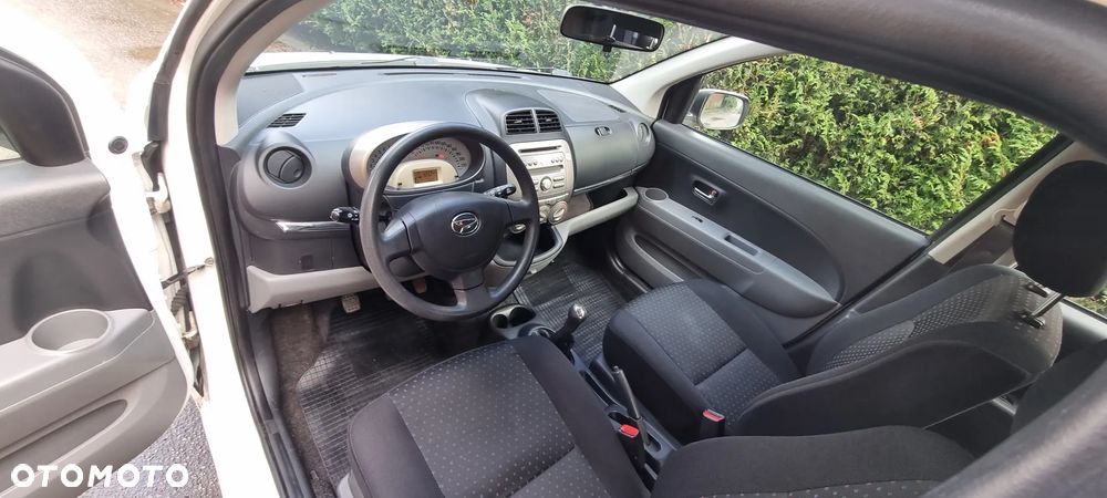 Daihatsu Sirion 1.3 CooLine - 19