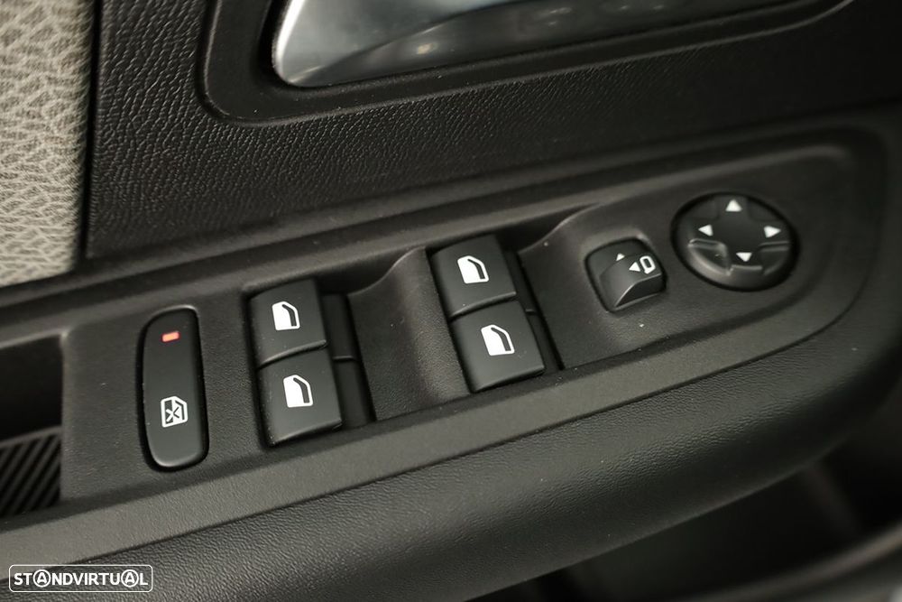 Citroën C4 1.2 PureTech Plus EAT8 - 19