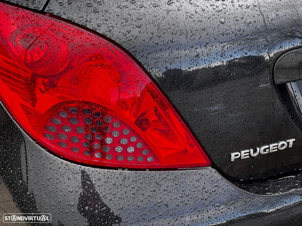 Peugeot 207 1.4 16V Active - 13