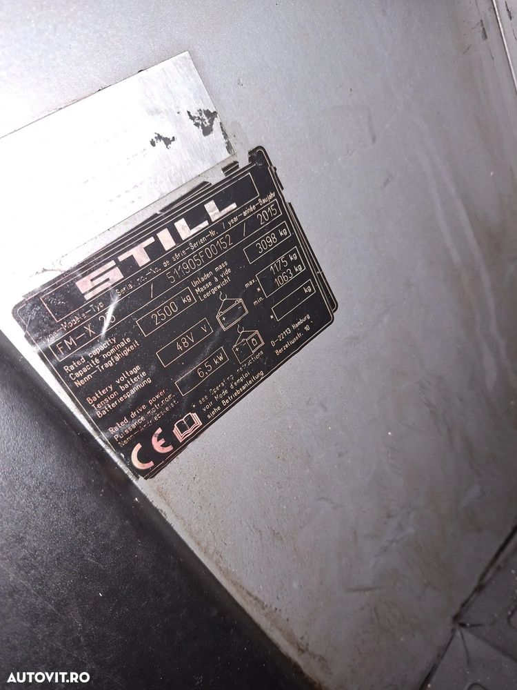 Still Stivuitor reach-truck FM-X 25 - 3