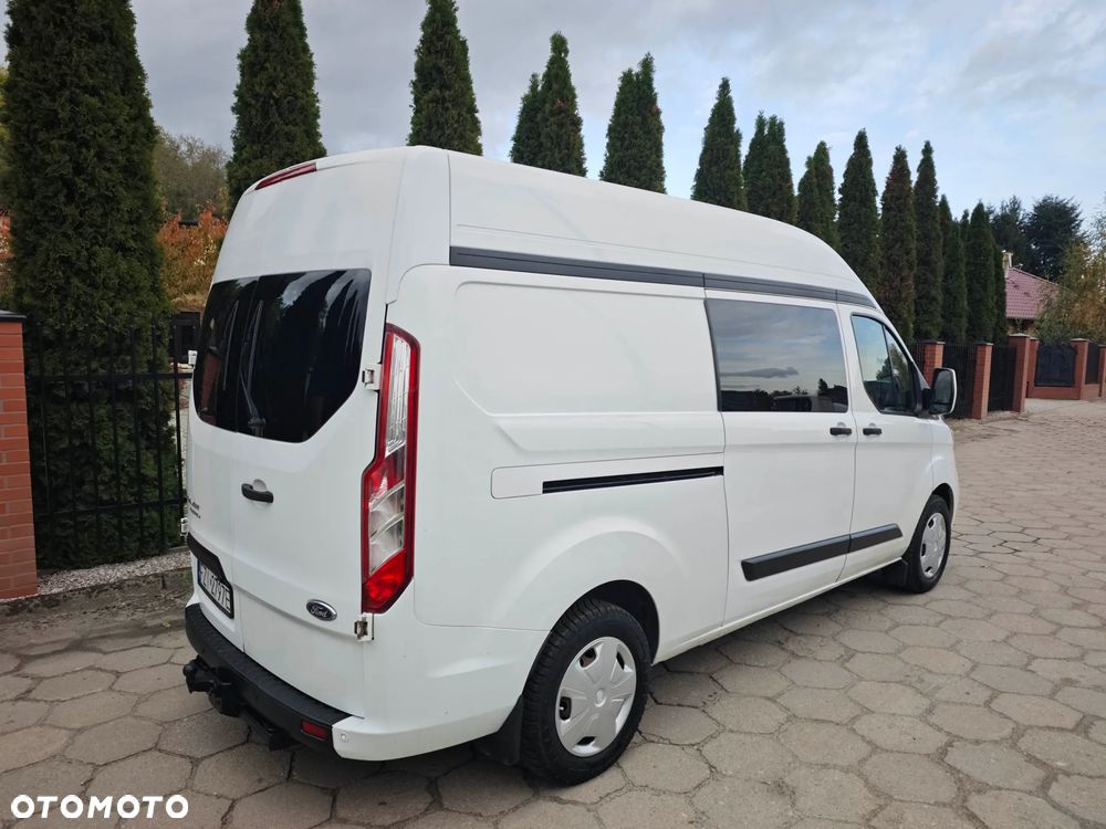 Ford CUSTOM - 10