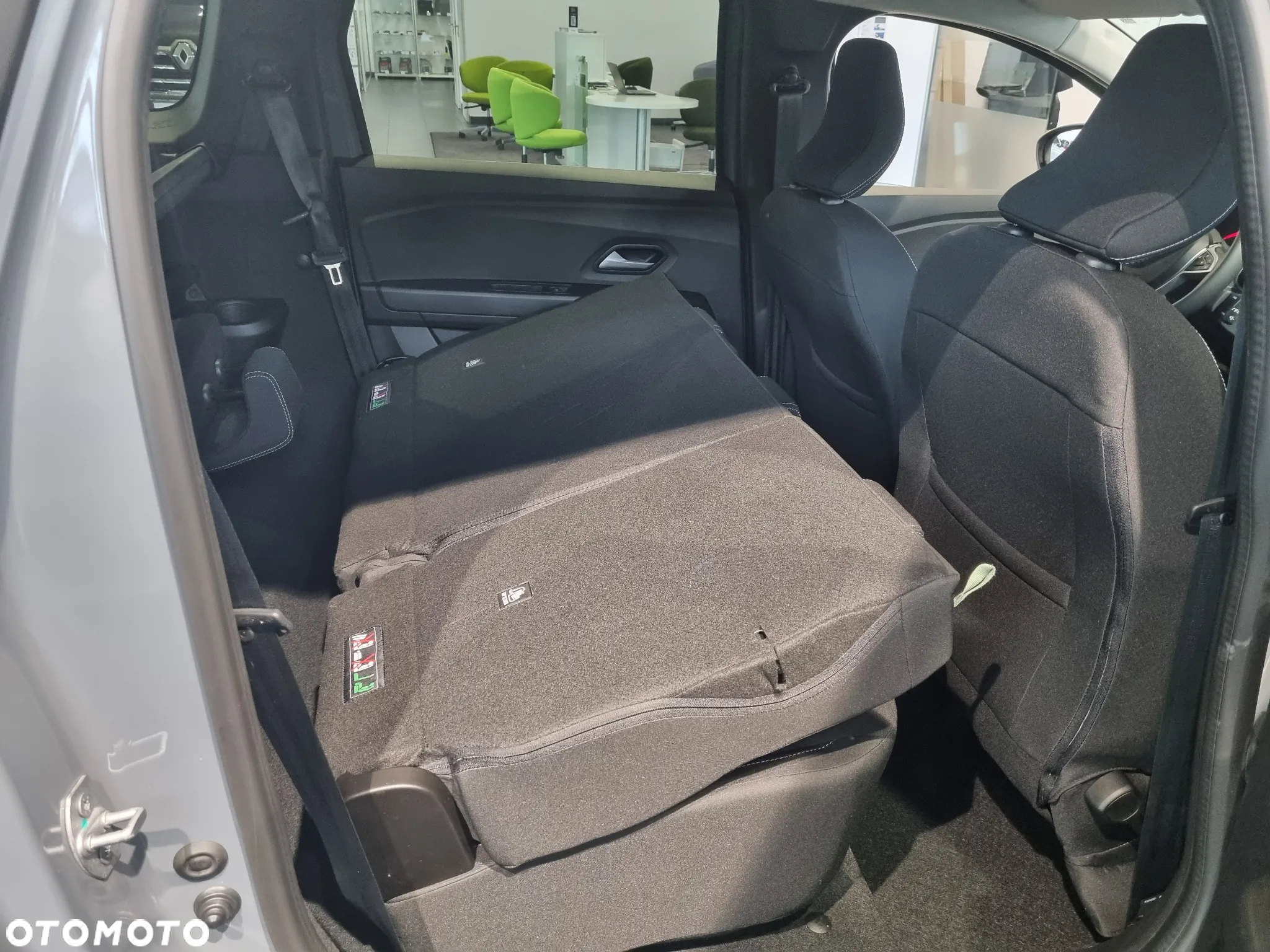 Dacia Jogger 1.0 TCe Expression 7os - 23