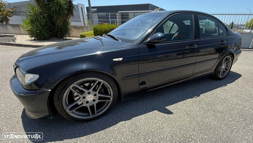 BMW 320 d Sport - 1