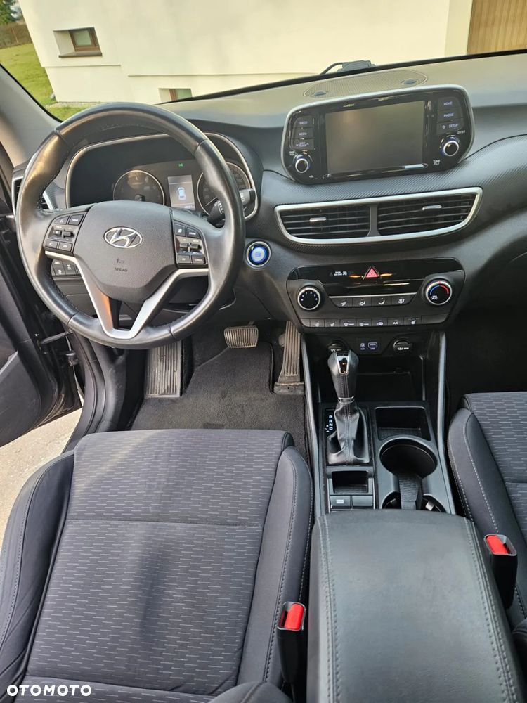 Hyundai Tucson - 8
