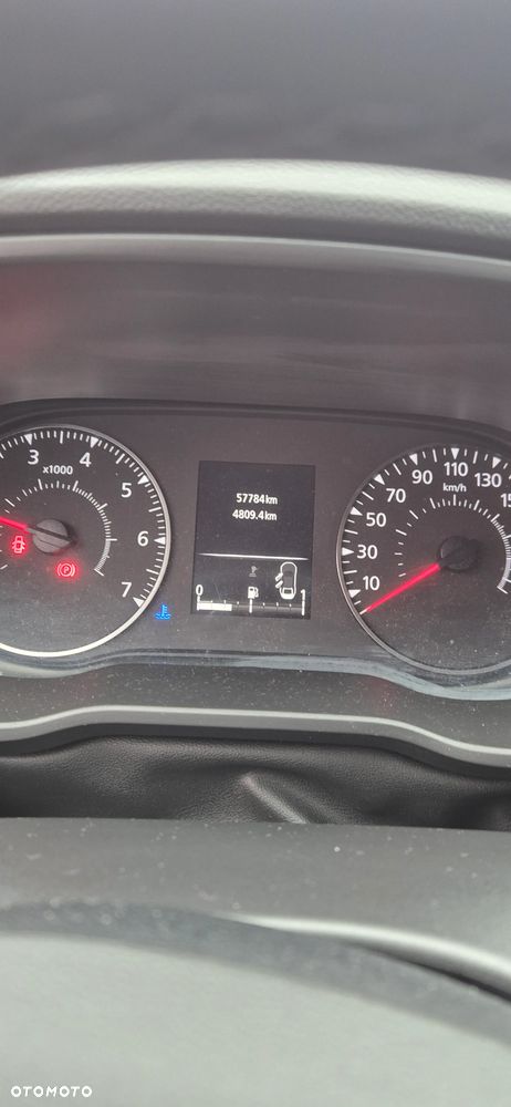 Dacia Duster ver-1-0-tce-sl-celebration - 13