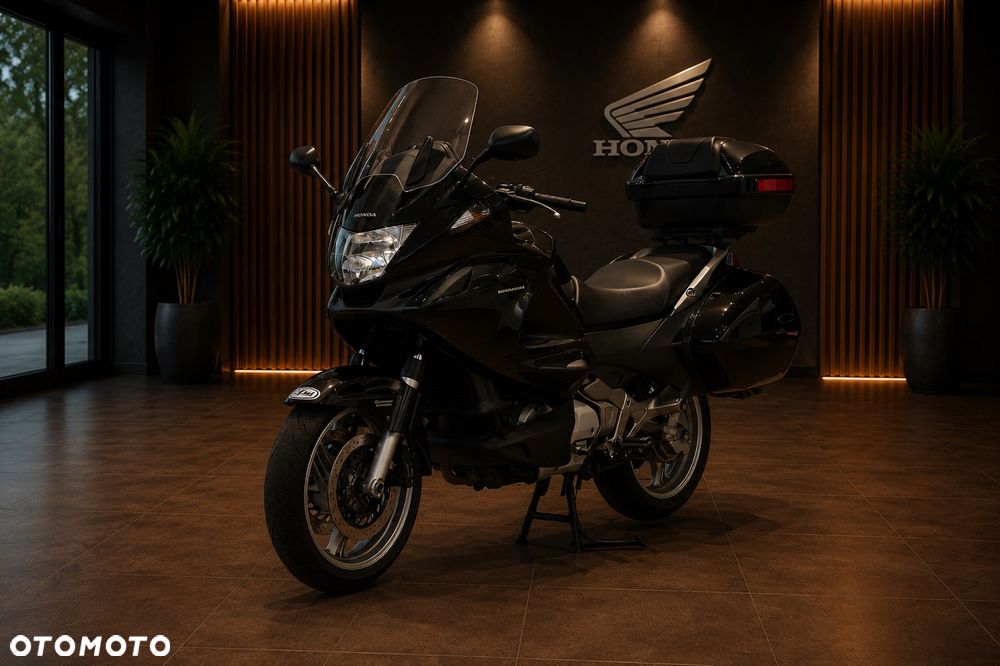 Honda NTV - 8