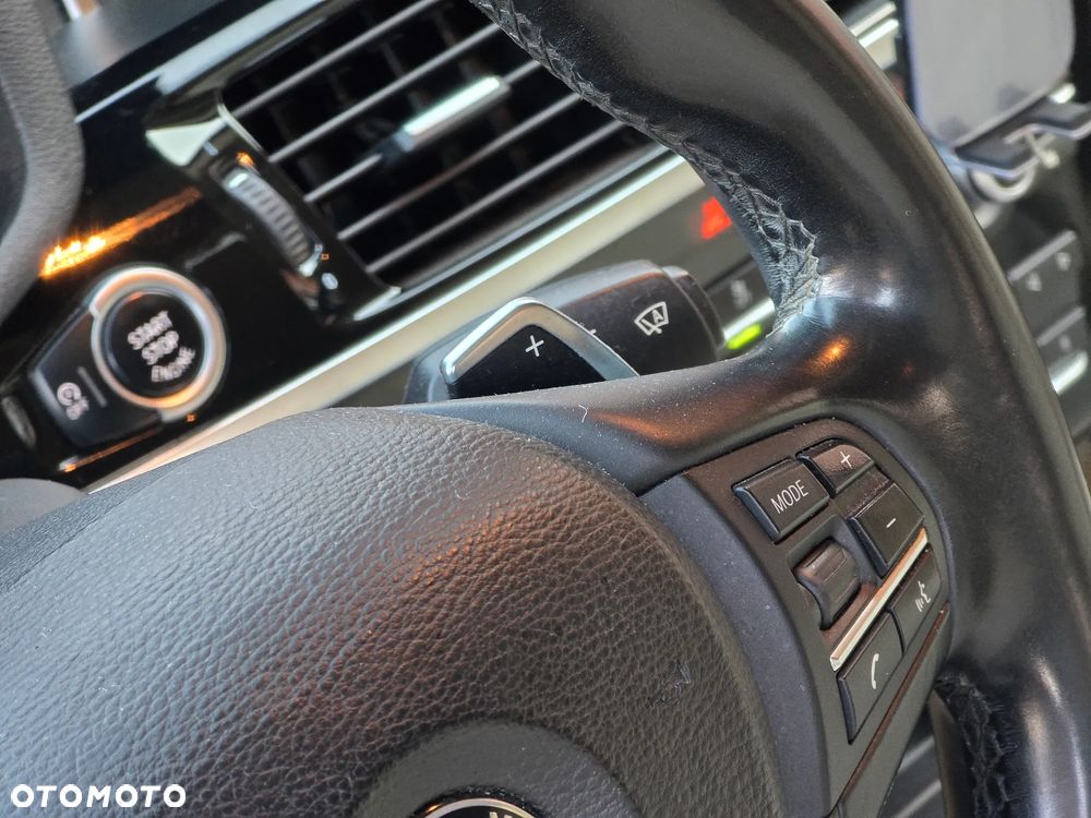 BMW X4 xDrive20d xLine - 9