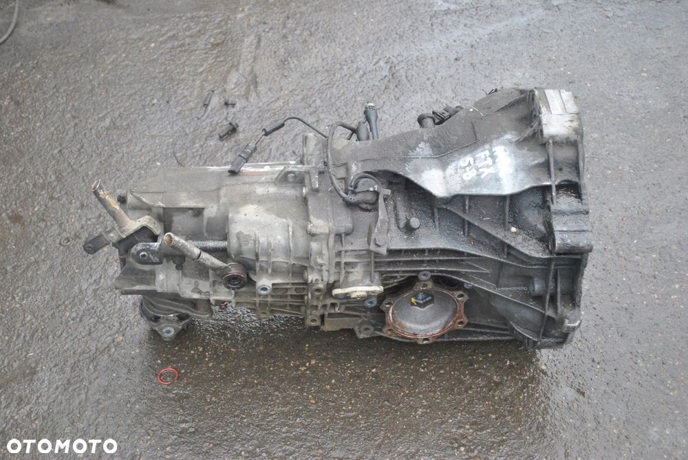 SKRZYNIA MANUALNA BIEGÓW AUDI A4 B6 FTX 5-B - 2
