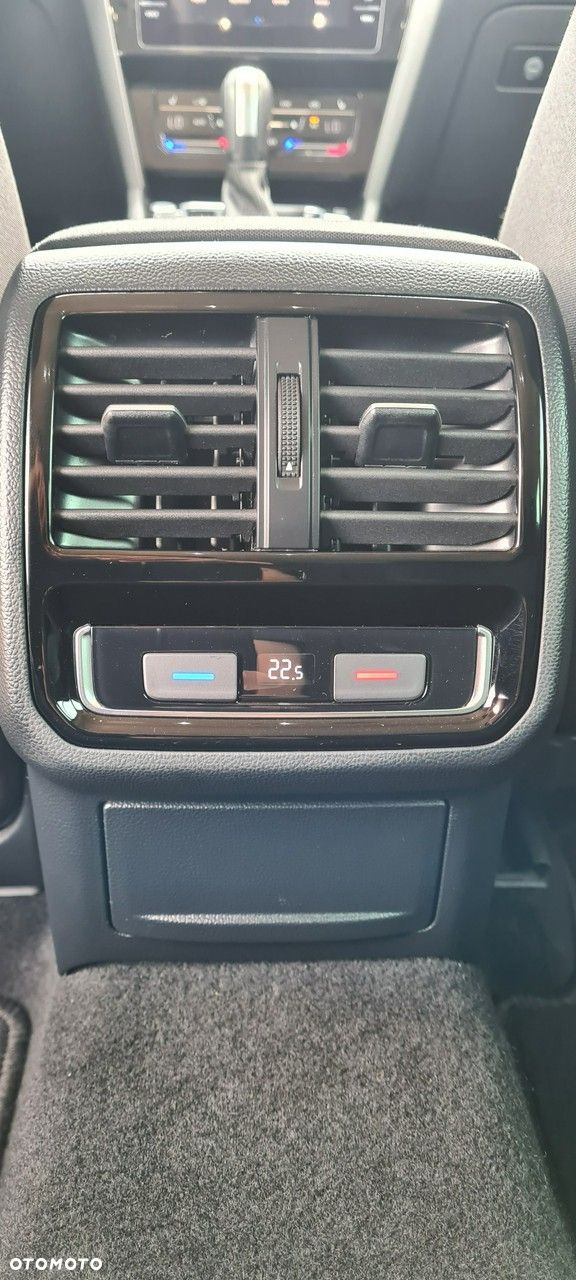Volkswagen Passat 2.0 TDI Business DSG - 18