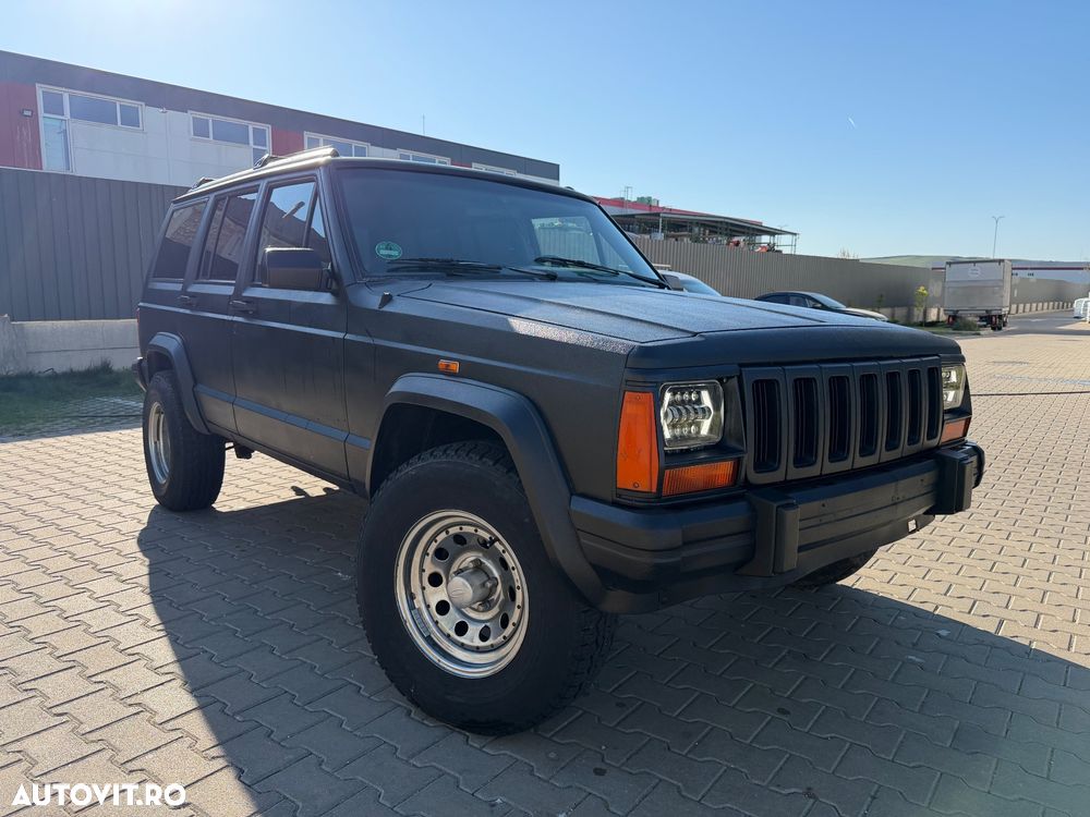 Jeep Grand Cherokee - 4