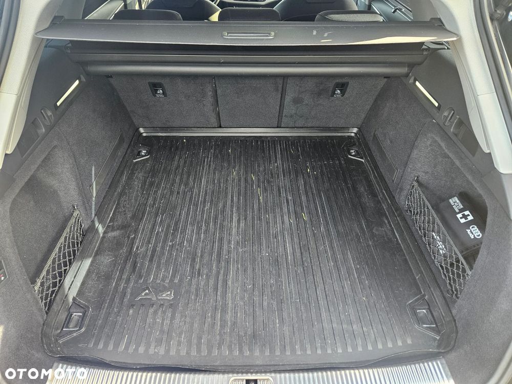 Audi A4 Avant 40 TFSI S tronic S line - 29