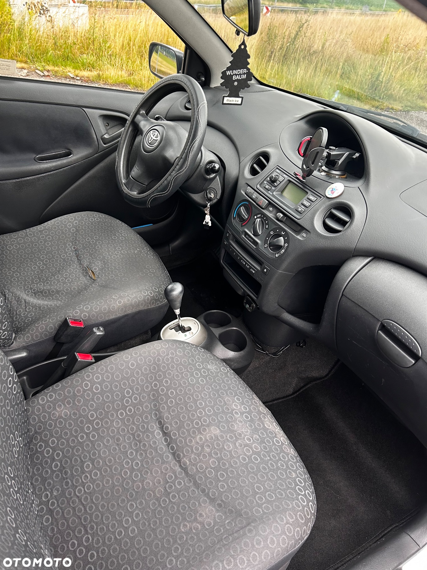 Toyota Yaris - 18